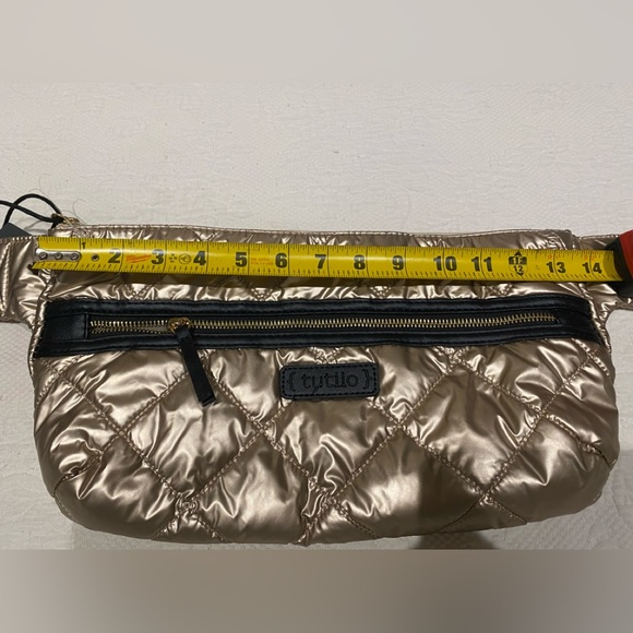 Tutilo Gold Quilted Puffer Fanny Pack Waist Purse - Picture 9 of 10